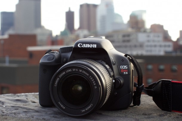 canon rebel 2ti t21 21 610x406 $750 Canon Rebel Camera Giveaway This Way