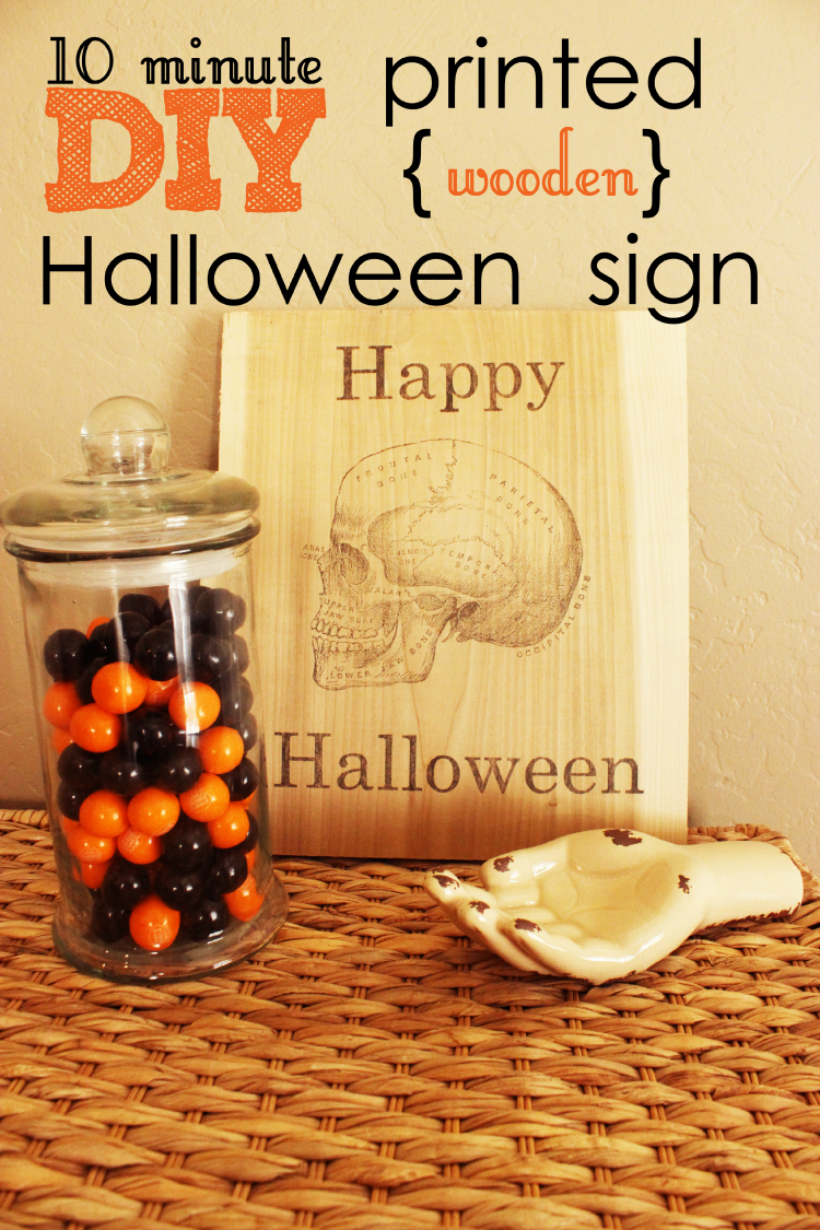 Cute wooden Halloween sign you can make yourself without painting.