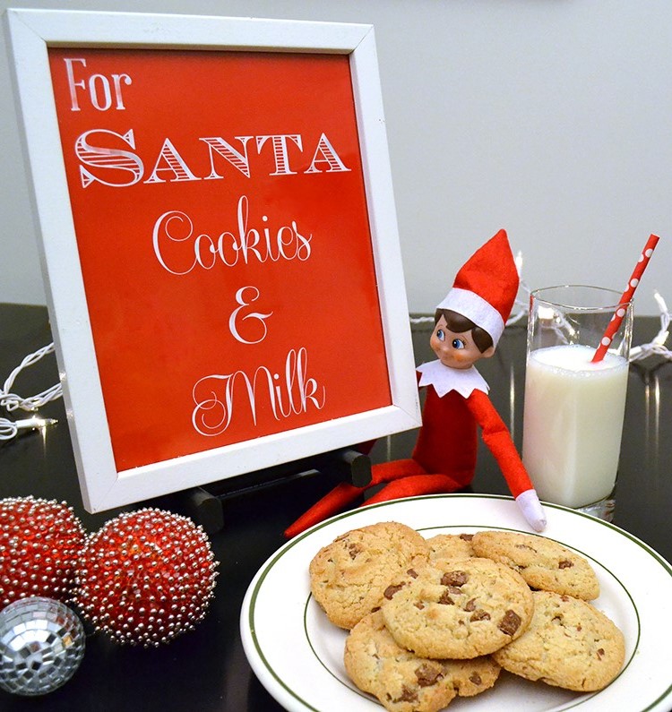Let Santa know exactly where his cookies and milk are with this cute, printable sign.