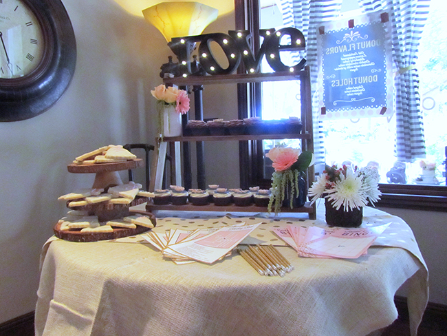 Love this DIY cupcake stand | bridal shower ideas