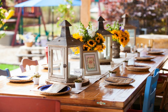 Shabby chic can be elegant if executed properly. I love the sunflowers!