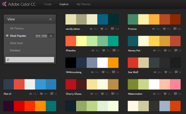 Pick colors that compliment each other when designing a brand for your blog. 