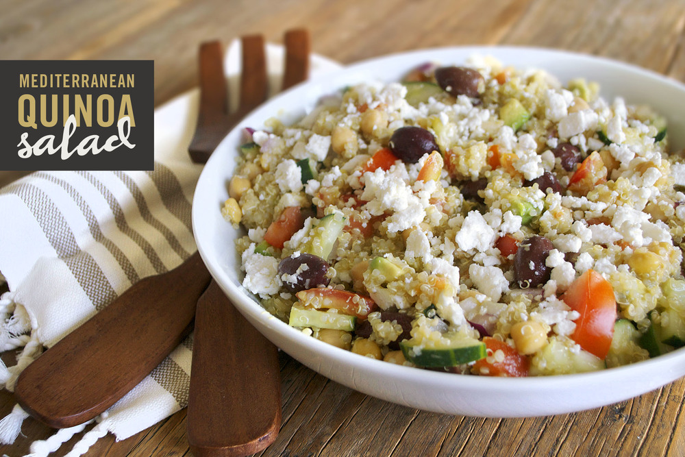 Mediterranean Quinoa Salad | This salad recipe is perfect for dinner. 