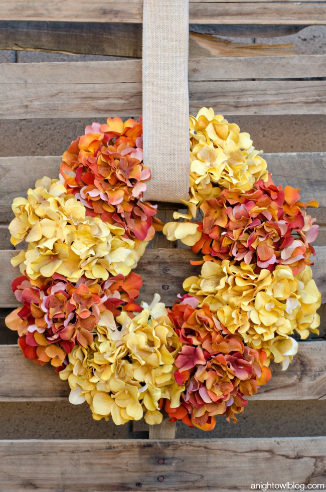 Beautiful way to create a nontradiontal fall wreath for your front door!