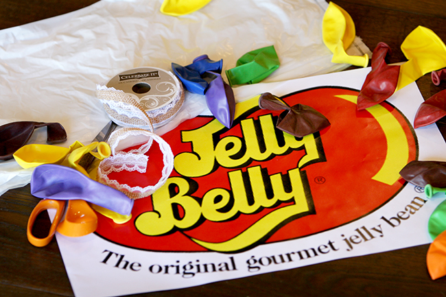 Use everyday items to turn your child in to the cutest Bag of Jelly Belly. This is the perfect cheap and easy homemade DIY Halloween costume!