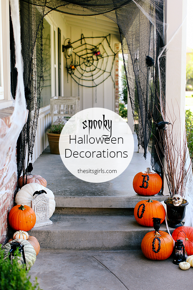 Give your porch a spooky makeover with these cute Halloween decoration ideas. The BOO pumpkins are a super cute DIY with buttons. 