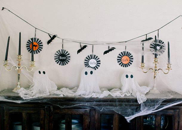 These cute little ghosts are great for mantle or entrance to the house!