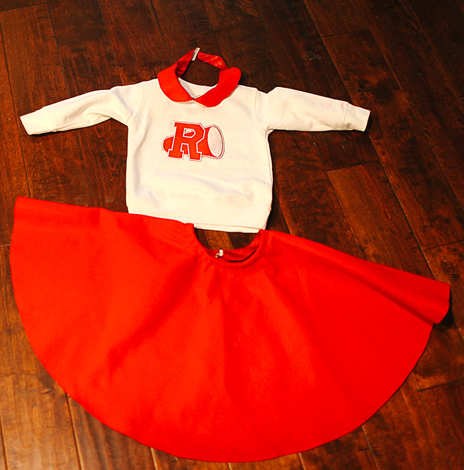This homemade Grease costume is the perfect for Sandy!
