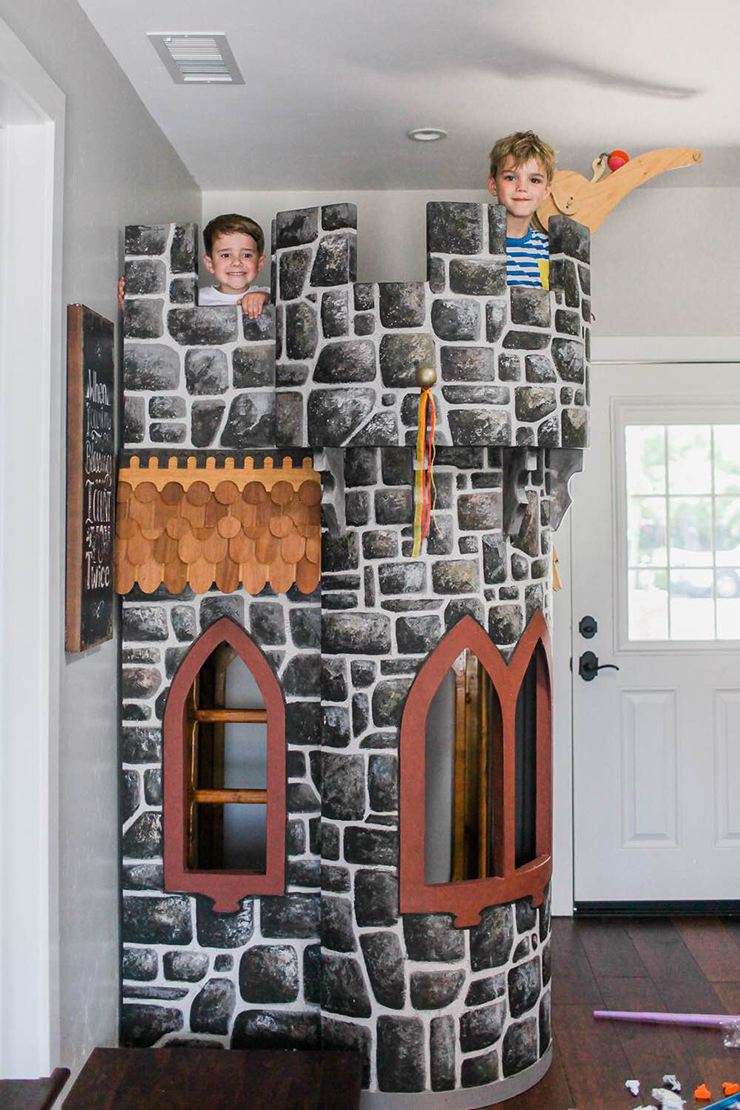 Build a castle in your kids' playroom. Love this idea. Super cute project. 