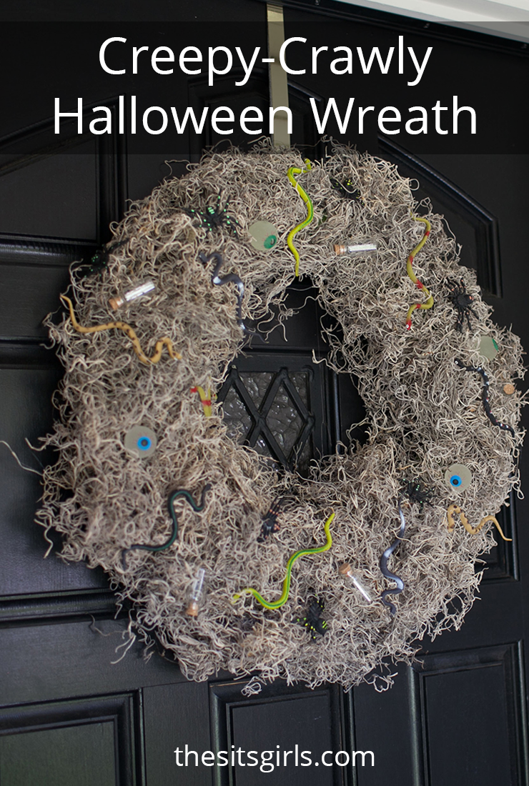 Creepy-Crawly Halloween Wreath | This project is super easy to make and the materials only cost $10! 