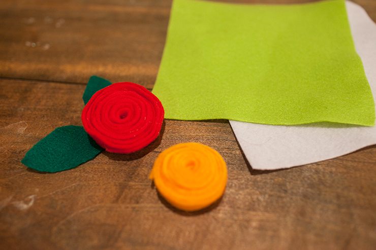 These cute flowers are made from felt! They take one minute to make!