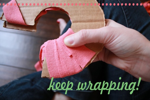 how to make pom poms