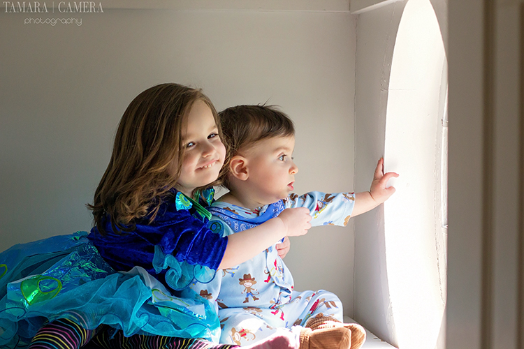 Children playing by a window | Natural Light Photography 