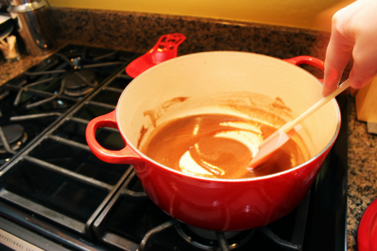 Stir your two-step cinnamon almonds ingredients. 