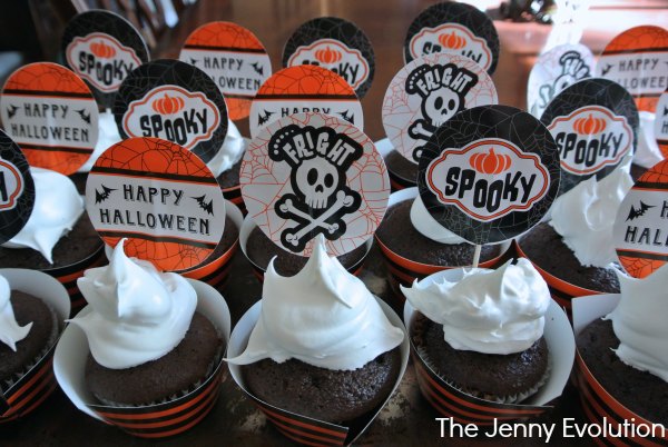 These cupcake toppers are the easiest way to add some Halloween flair to any cupcake!