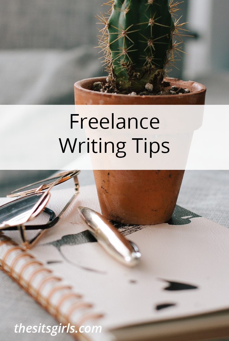 Want to write for your local newspaper or have other freelance gigs? Click through for tips to help you get started making money with your writing | Freelance Writing Tips