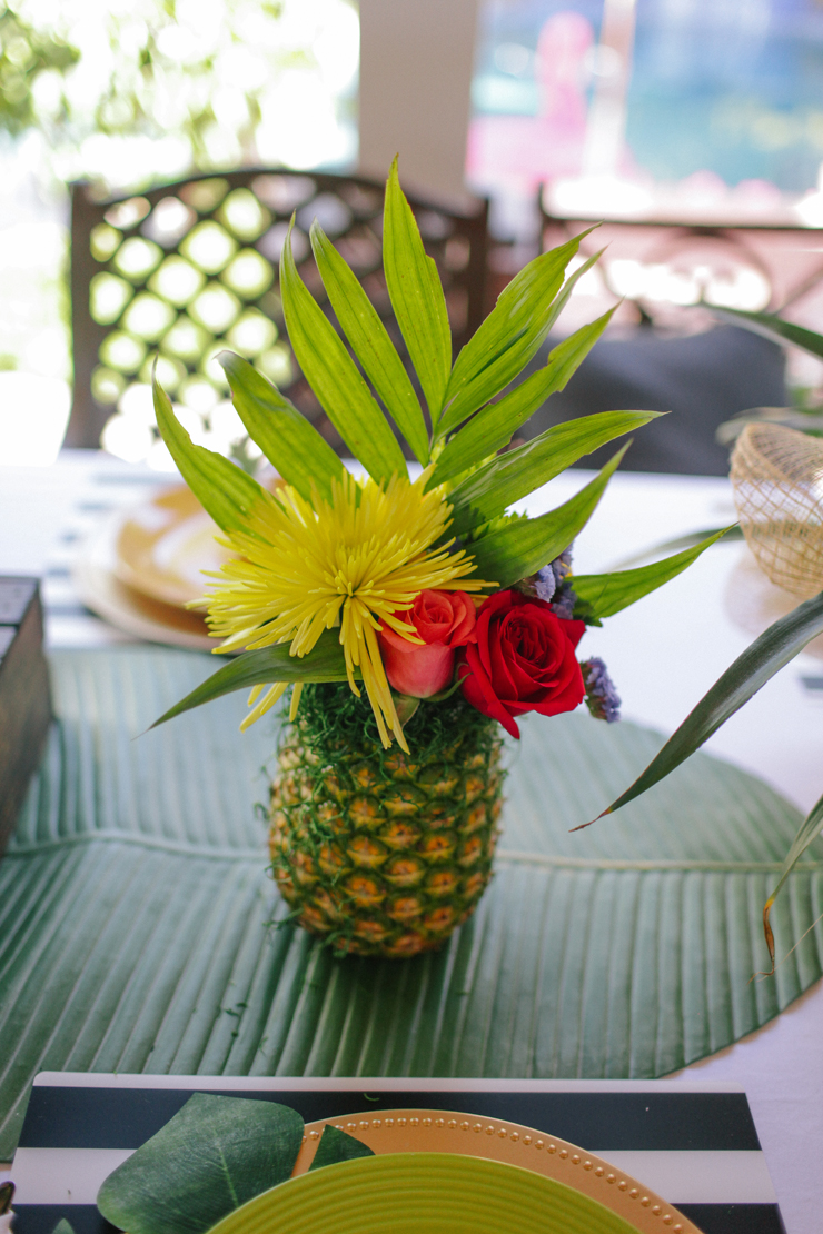 Pineapple flower arrangements are all the rage!