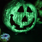 Glow In The Dark Pumpkins - awesome jack-o-lanterns without any carving!