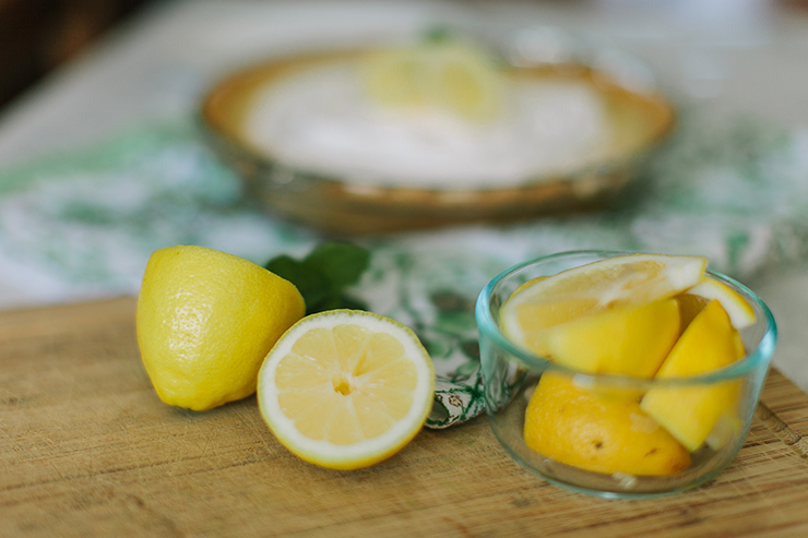 Fresh lemons are always a perfect dessert!