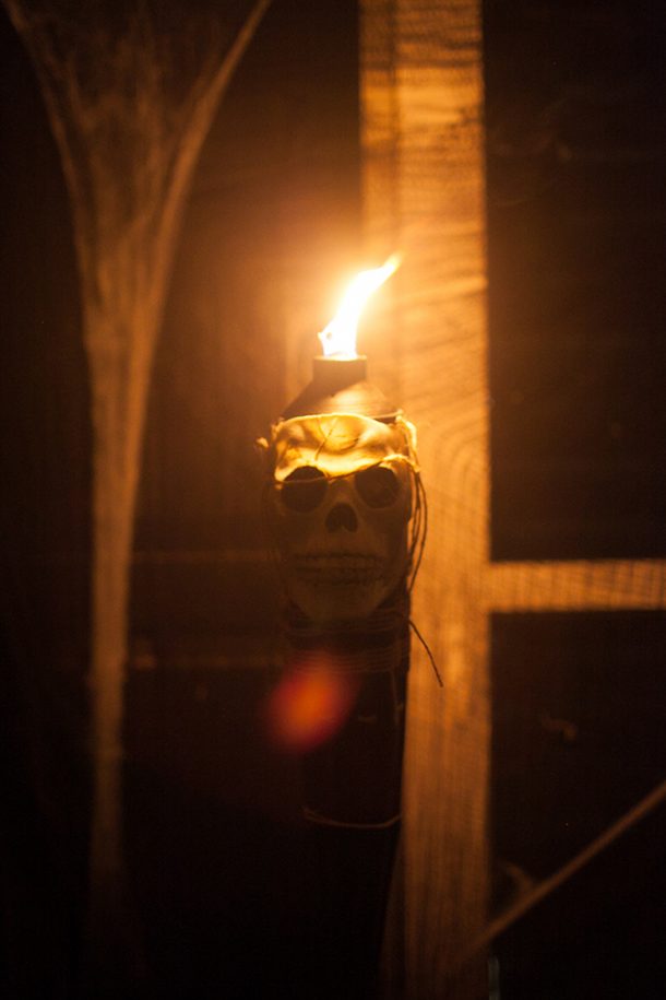 Flaming Skull Torches DIY Halloween Torches Spooky Torches