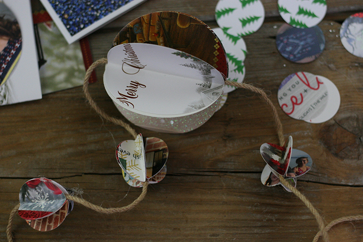 How to Turn Christmas Cards Into a Photo Garland