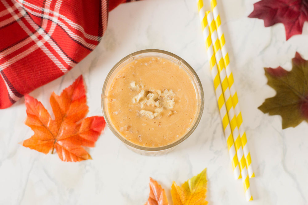 delicious pumpkin pie smoothie for fall