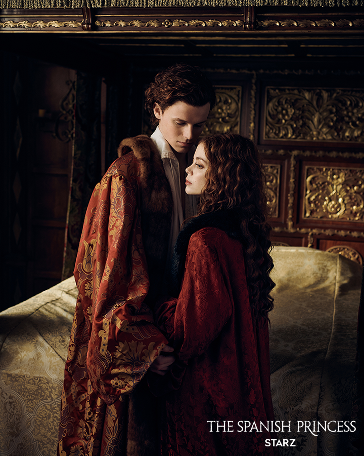 The Spanish Princess - Henry and Catherine in the bedroom