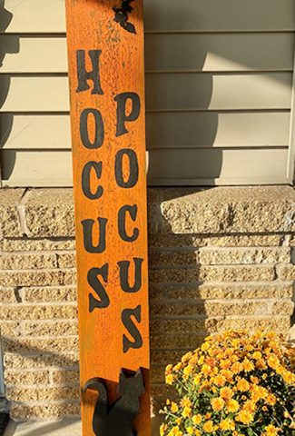 orange hocus pocus sign