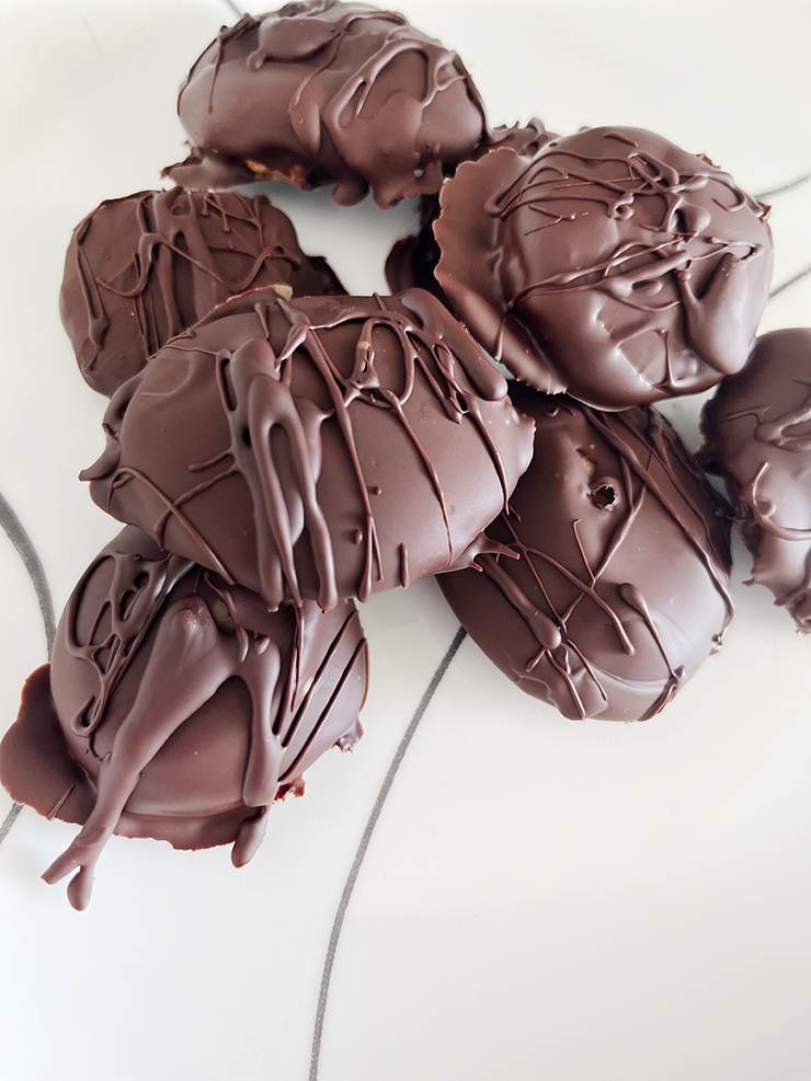 Homemade, healthy Reese's peanut butter eggs made with low-sugar ingredients.